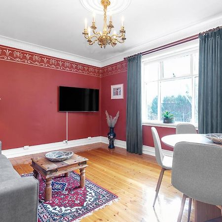 Charming Apartment - Amazing Downtown Location 레이캬비크 외부 사진