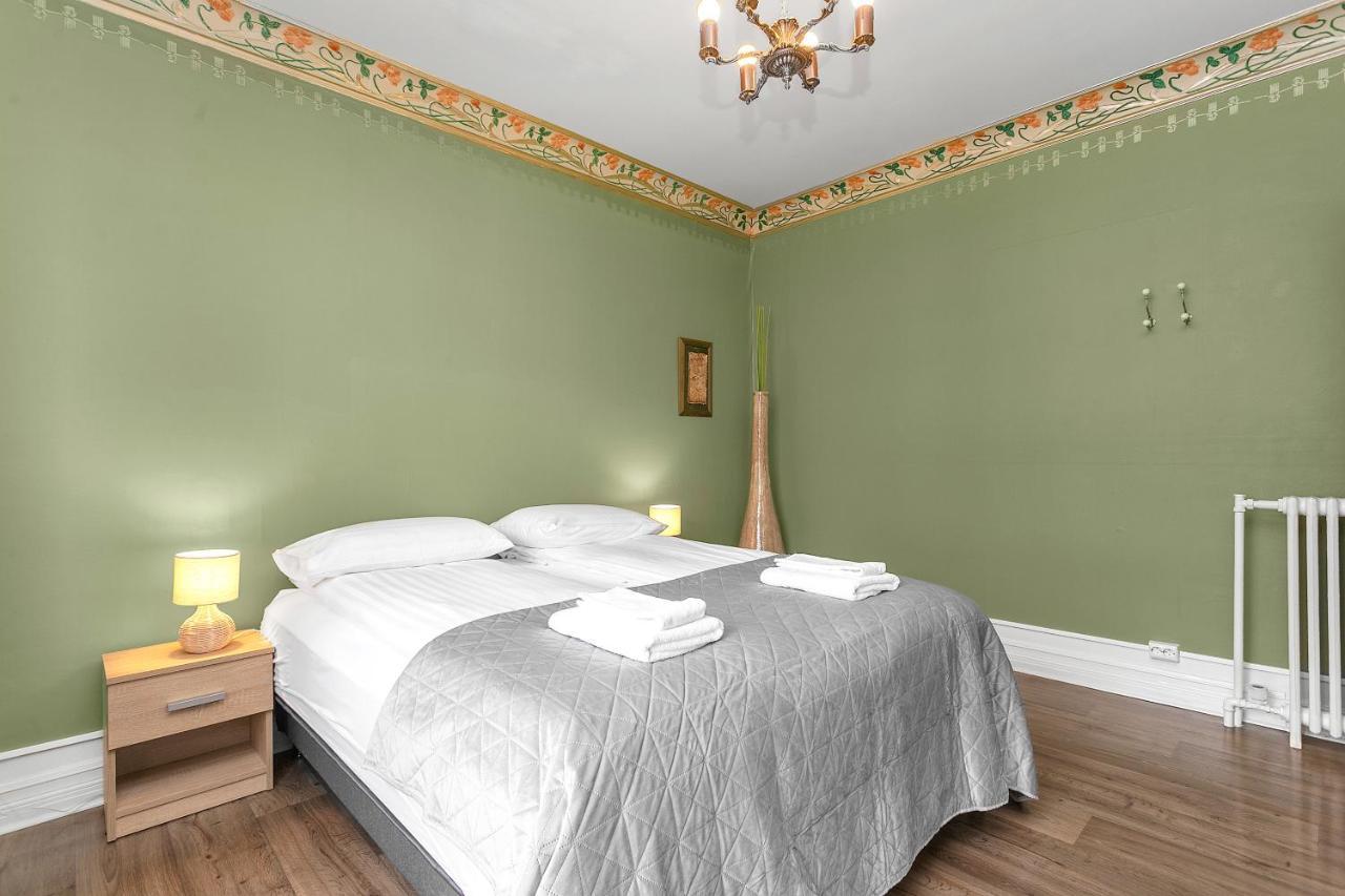 Charming Apartment - Amazing Downtown Location 레이캬비크 외부 사진
